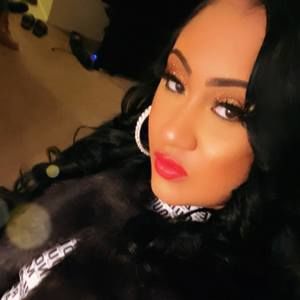 Meet your Posher, Neisha